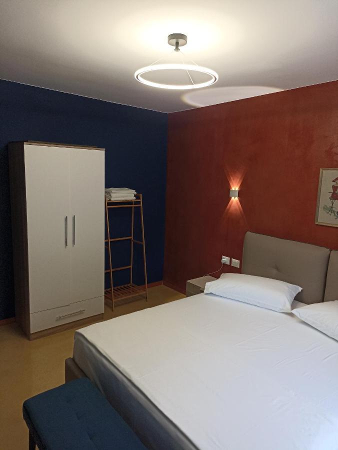 Oak Street Apartment Tiranë Eksteriør bilde